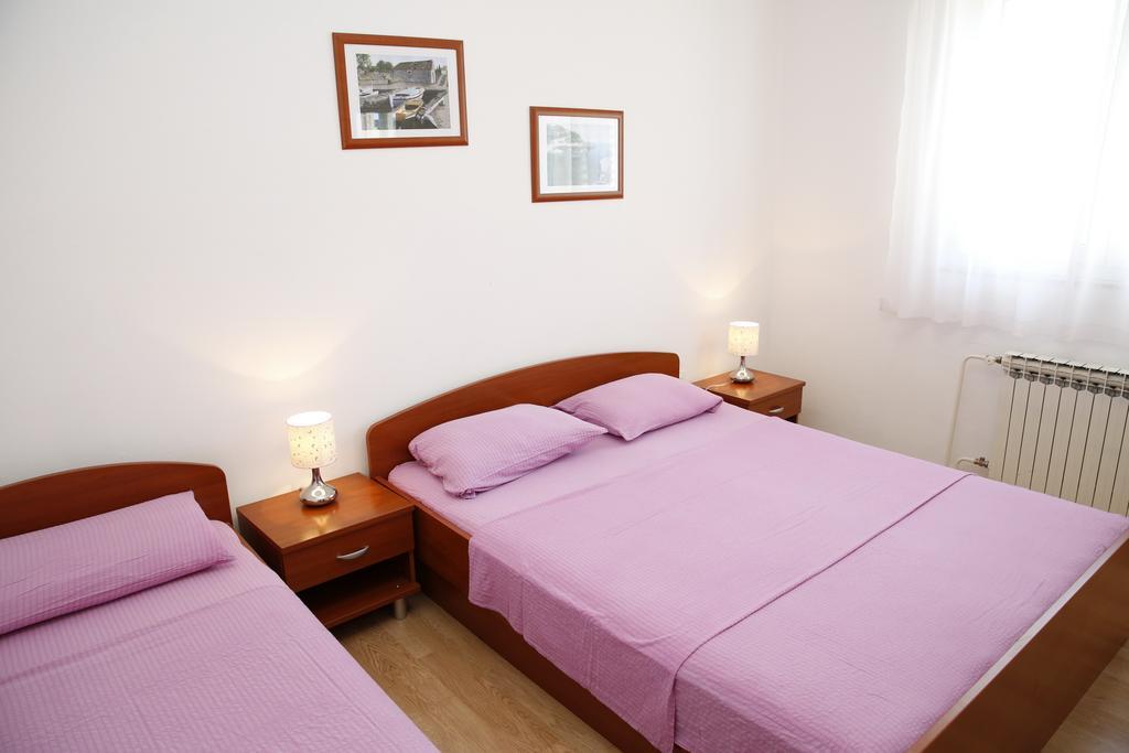 Apartmani Sprljan Vodice Exterior photo